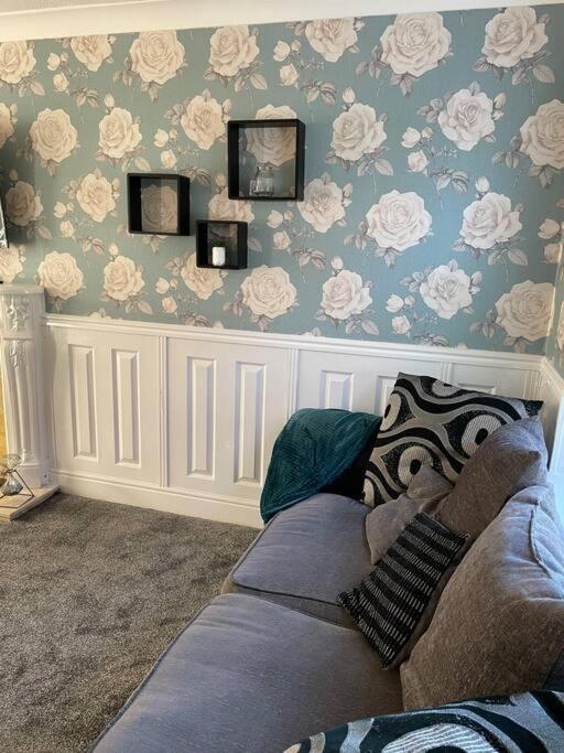 Alder House - A Modern Vibrant 4 Bedroom House Marston Green Экстерьер фото